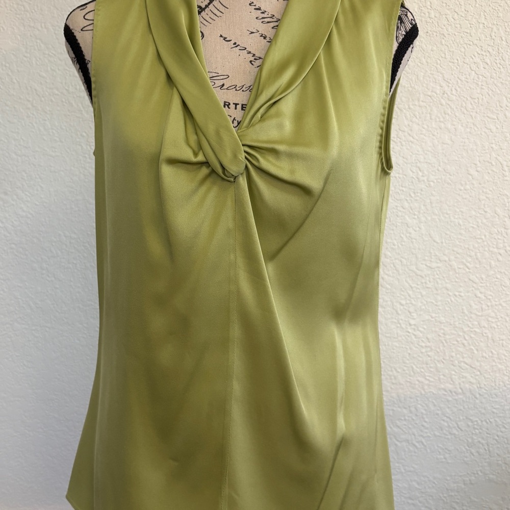 Tahari Silk Women's Blouse